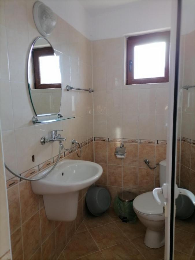 Ivet Guest House Obzor Exterior photo