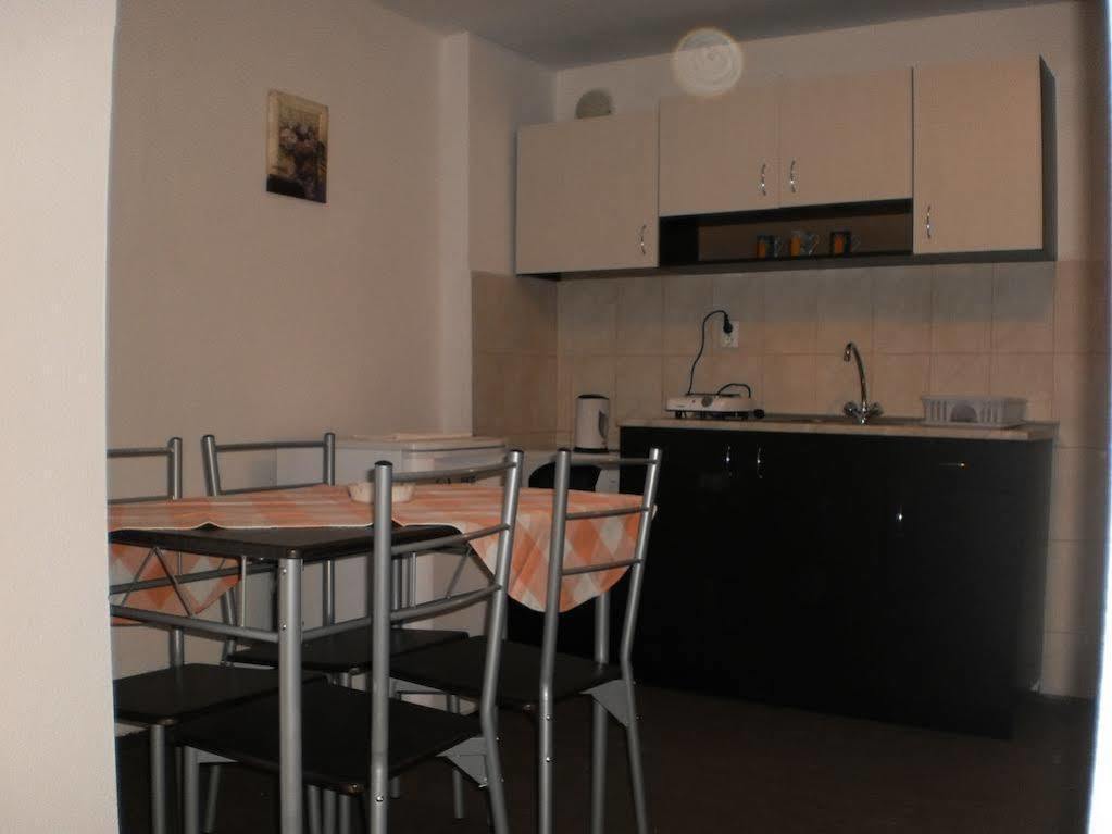Ivet Guest House Obzor Exterior photo